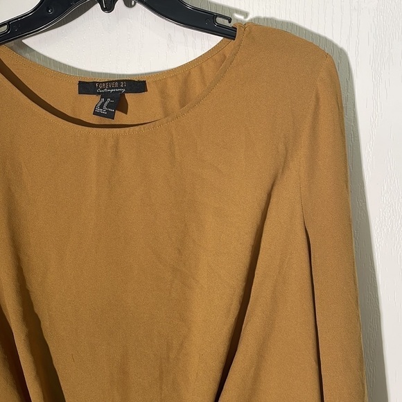 Forever 21 Mustard Top Woman’s Size XL - Picture 4 of 14